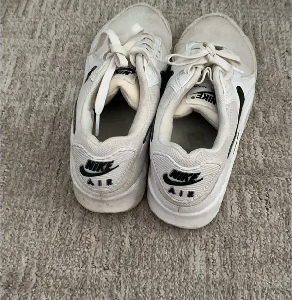Women’s Nike Air Shoes - Image 2