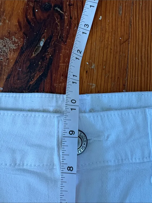 American Eagle Super Stretch White Denim Shorts Casual Summer Size 14 - Image 5