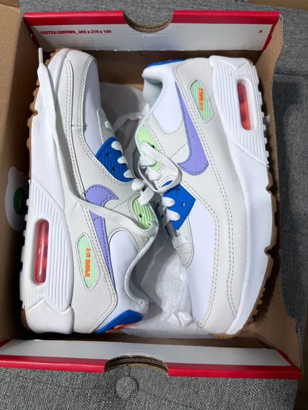 Nike Air Max Shoes - Image 6