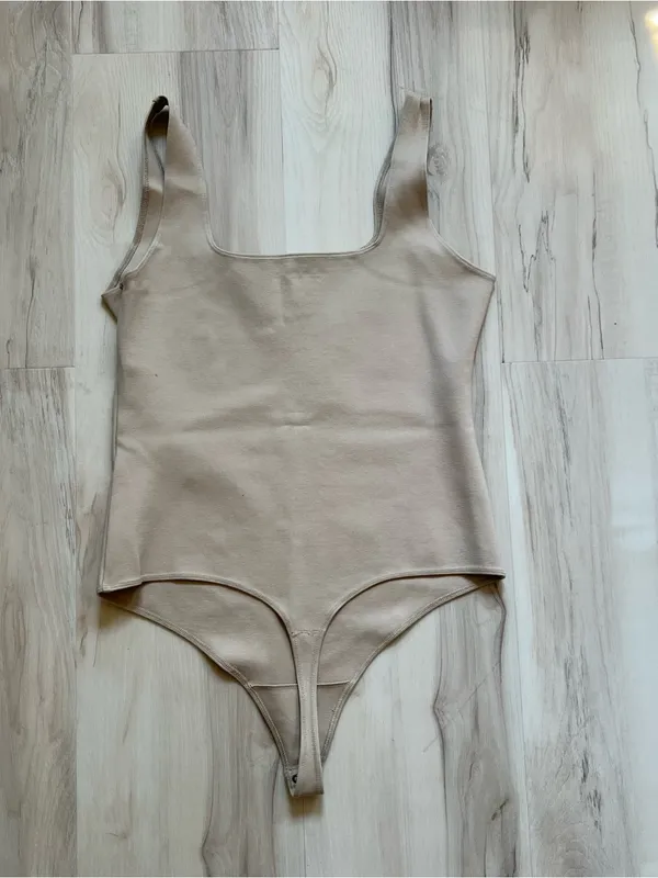 Tan Abercrombie and Fitch bodysuit size L - Image 4