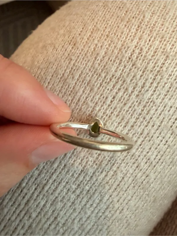 Genuine Peridot Sterling Silver Ring - Image 2