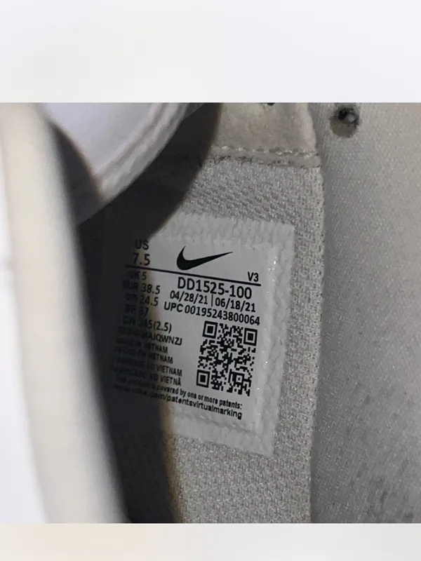 Nike Air Force Size 7.5 - Image 3