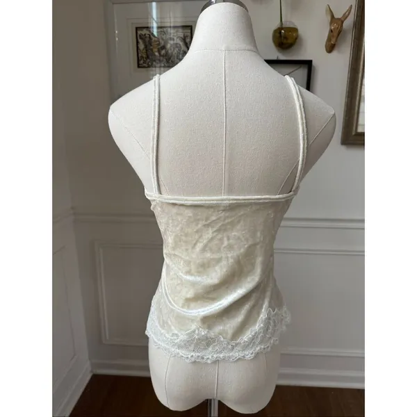 NWOT Commense Crushed Velvet Lace Ivory Cami Tank Top M - Image 5