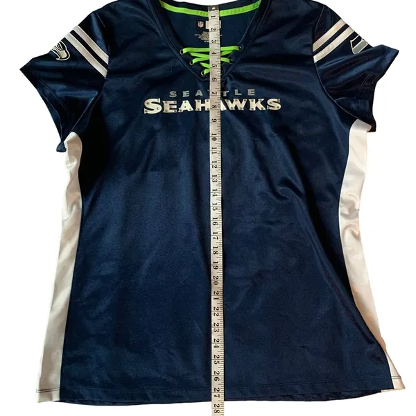 Seattle Seahawks Women's Jersey Size XL - Image 9