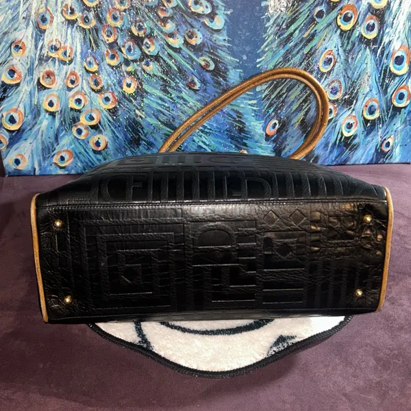 Due Fratelli Black With Tan Accented Leather Shoulder Tote Bag - Image 6