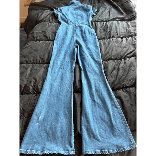 WILDGAT Denim Jumpsuit Medium Wash Short Sleeve Flare Leg Zip Front Blue Small - Image 4