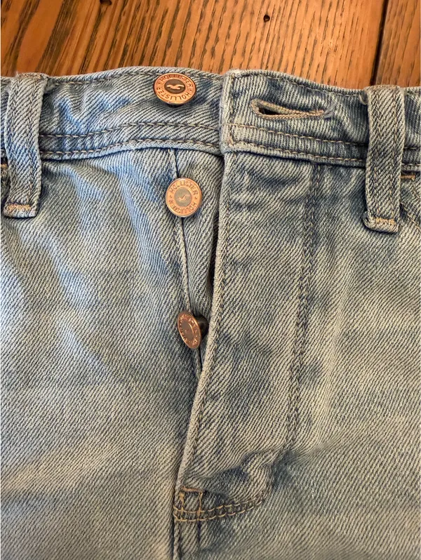 Hollister High Rise Mom 3" Denim Shorts, Size 24 - Image 3
