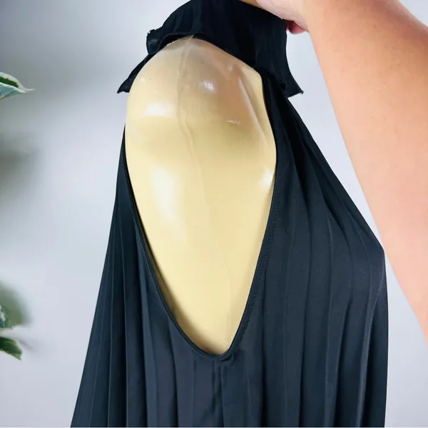 Zara Pleated High Neck Sleeveless Chiffon Top Sz M Black Swing Loose Shirt NWT - Image 5