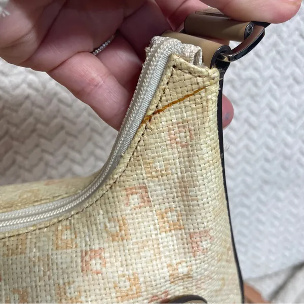 Liz Claiborne Y2K Tan Monogram Straw‎ Texture Preppy Shoulder Bag - Image 5