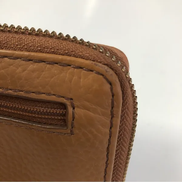 Fossil Madison Zip Clutch - Image 11
