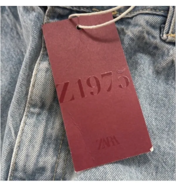 Zara Women Relaxed Light Blue Washed Jeans - Image 6