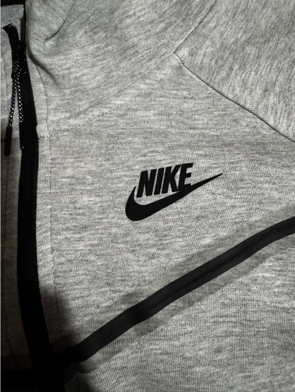 Women’s Nike Tech - Image 4