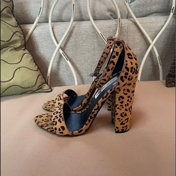 Steve Madden Carrson Real‎ Fur Sandal in Leopard Multi Size 7 - Image 3