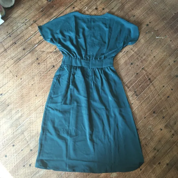 Petal Lush NWT forest green scoop neck dress - Image 3
