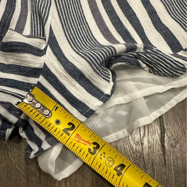 Women’s American Eagle 🦅 Outfitters Nautical Striped Open Back Romper Sz Medium - Image 9