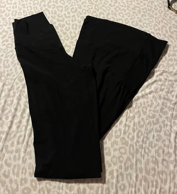 Aerie Black Flare Leggings - Image 3