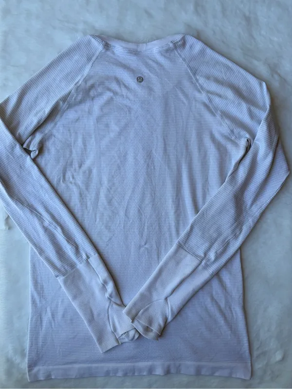Lululemon Swiftly Tech Long Sleeve - Image 2
