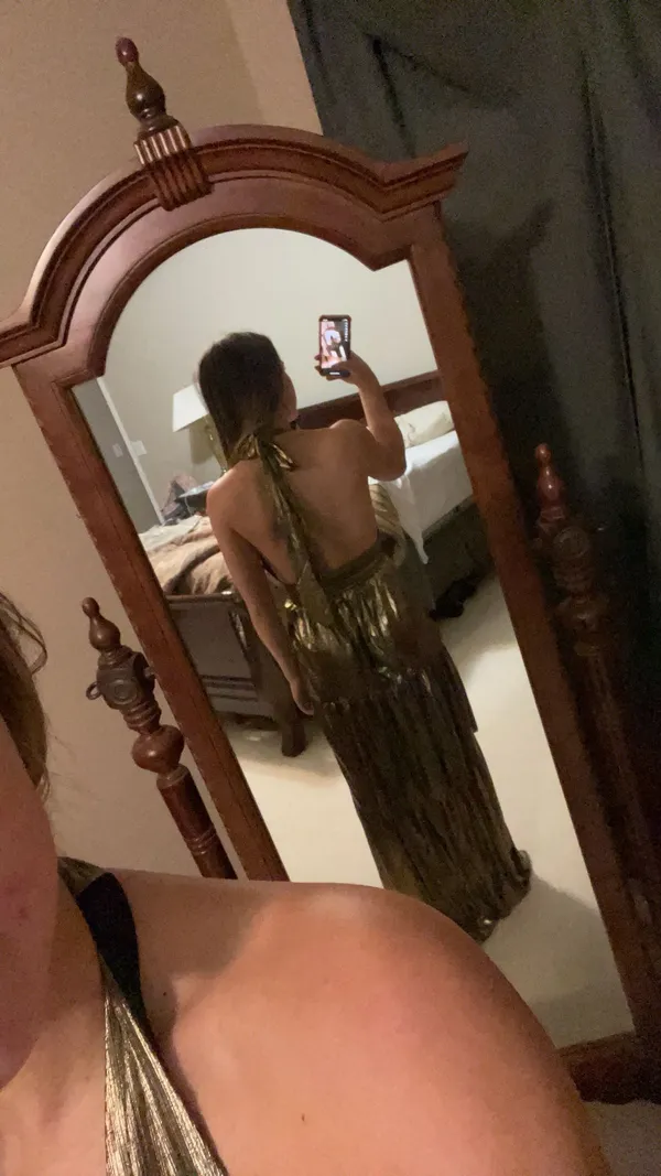 Gold formal gown - Image 3