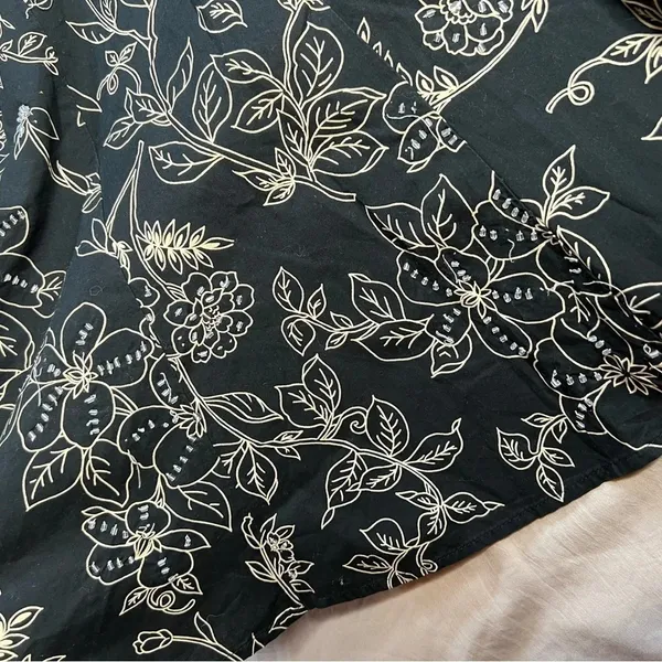 Ann Taylor LOFT Black Floral Sequins A-Line Skirt Size 4 Knee Length - Image 11