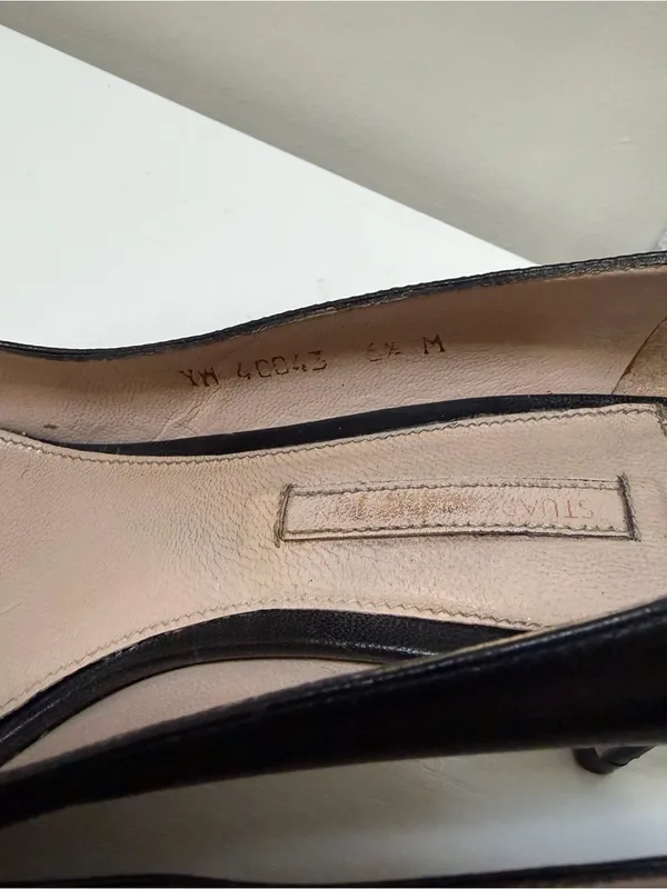 Stuart Weitzman Black Leather Closed Pointed Toe Heels power Pumps 6.5 - Image 9