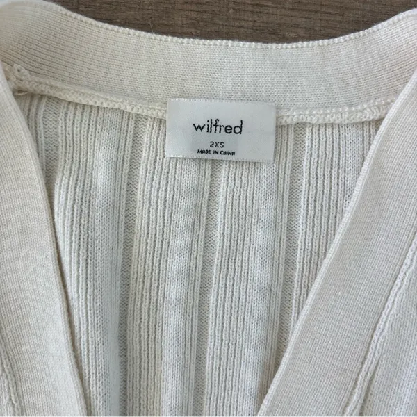 Wilfred aritzia plunge front button knit cardigan sweater - Image 5