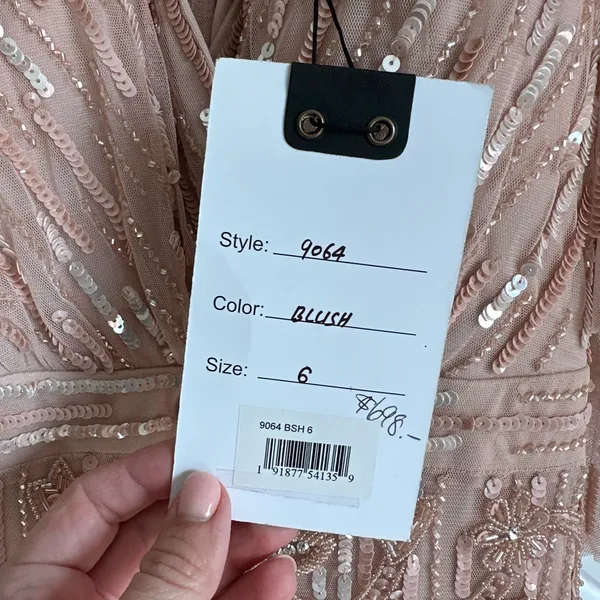 Mac‎ Duggal Embellished Cap Sleeve Sequin Flutter Sleeve Column Gown - NWT - Image 6