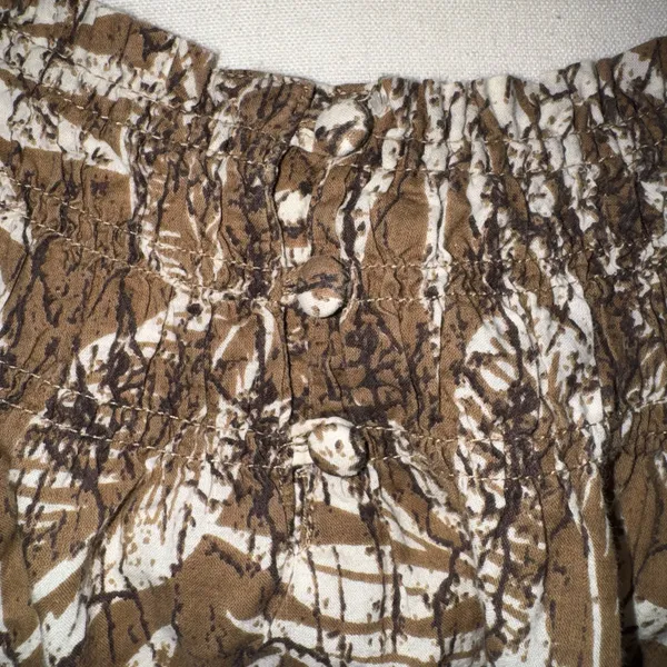 Brown leaf tropical print peasant top  - Image 4