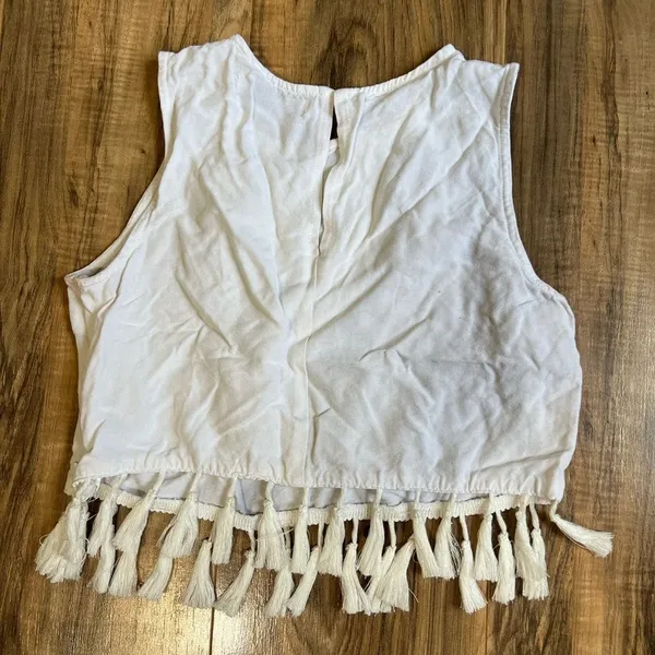 Do + be‎ white tassle top small - Image 2