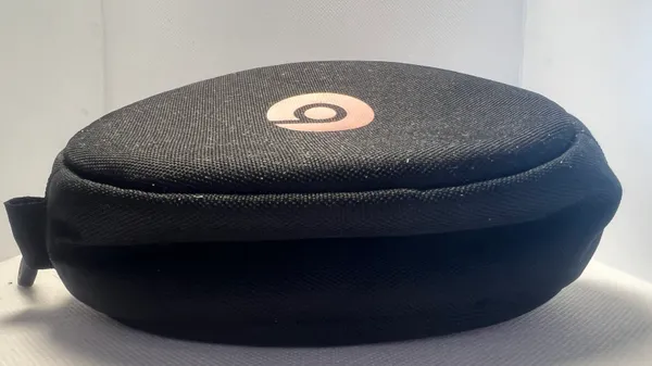 Beats by Dr. Dre | Beats headphone/earphone case.  - Image 5