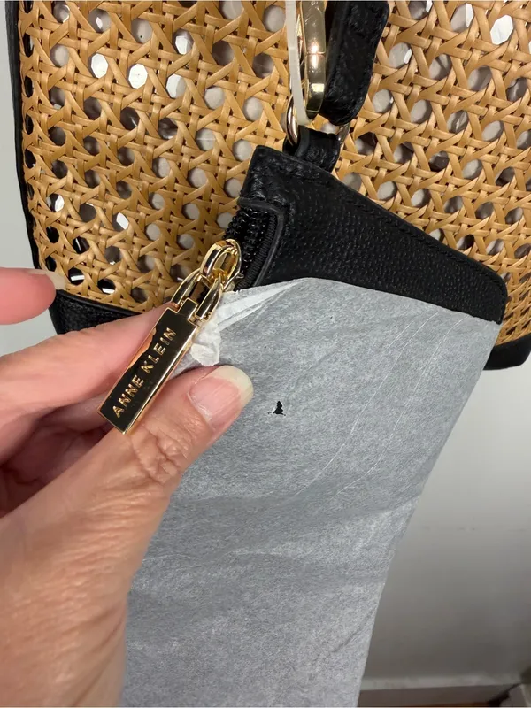 New Anne Klein Raffia Bucket Bag And Clutch Black Crossbody Shoulder Purse - Image 4