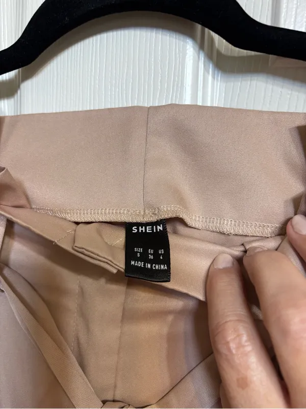 SHEIN Beige High-Waist Paperbag Trousers with Tie Belt - Image 5