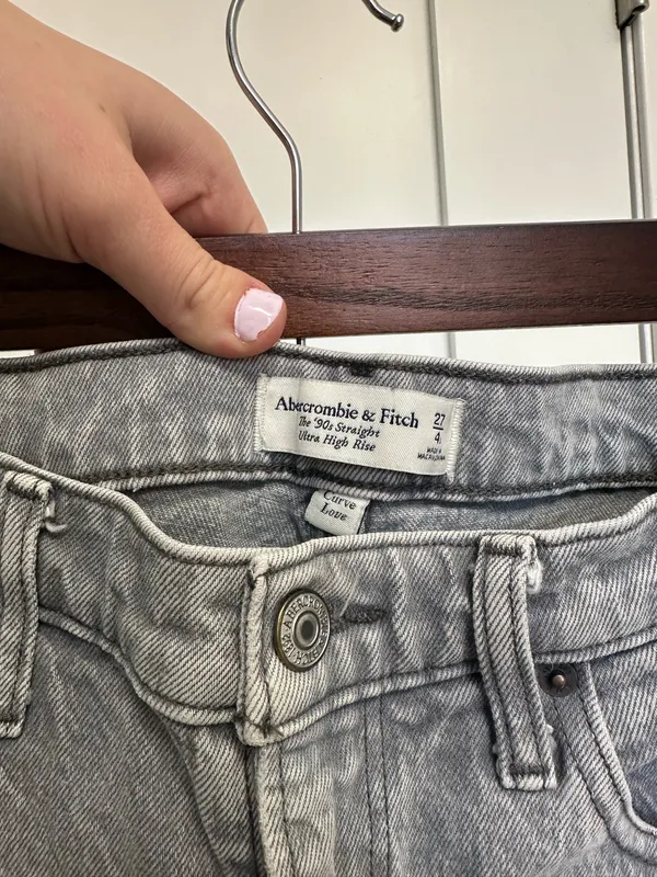 Abercrombie 90s Straight High-Rise Curve Love - Image 5