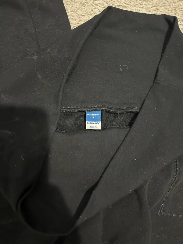 Old Navy Maternity Lounge Set - Image 2