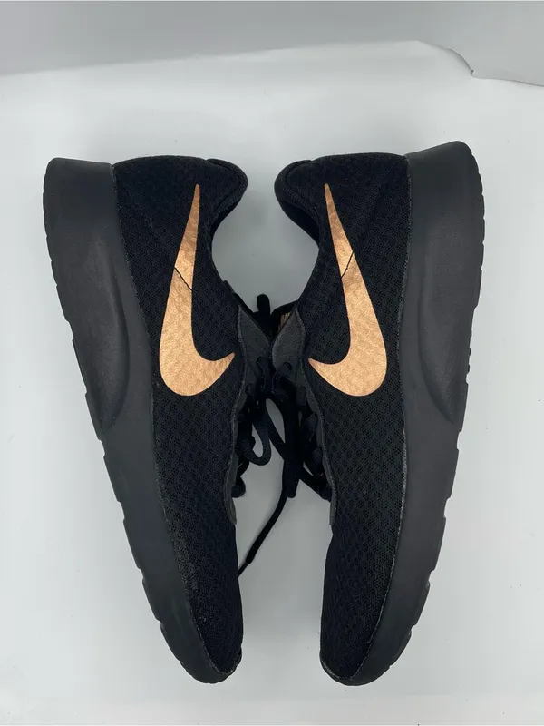 Nike Tajun casual comfy black sneakers women’s Size 9.5 - Image 9