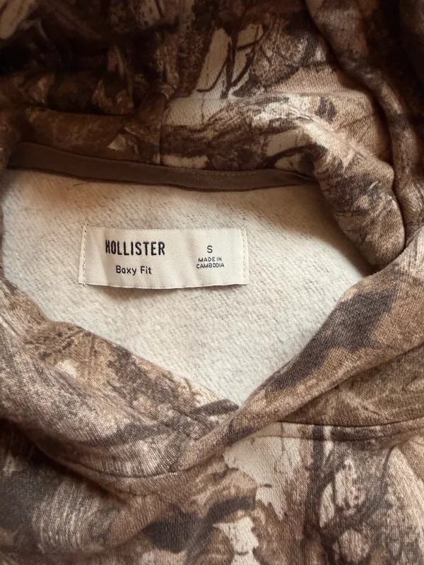 Hollister Camo Hoodie - Image 3