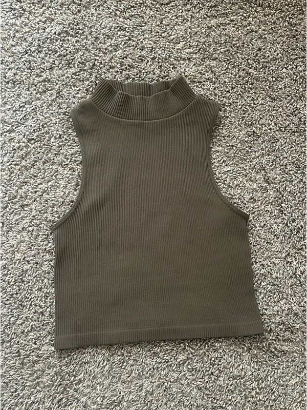 Lane 201 Olive Mock Neck Tank - Image 2