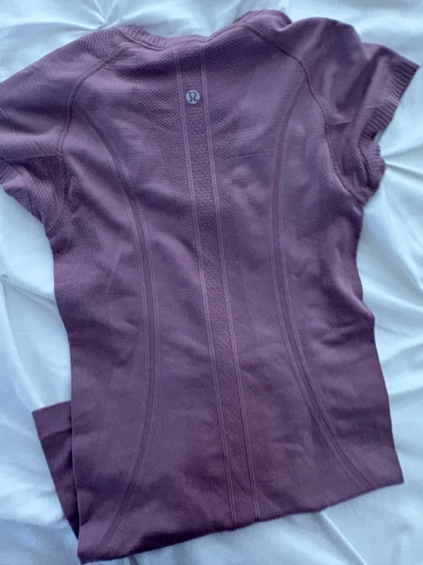 Lululemon Swiftly Tech Short Sleeve - Image 2