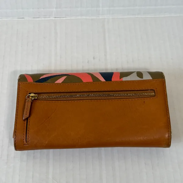 Fossil Tan Orange Leather Tri Fold Wallet Women’s Accessories Abstract Spring - Image 8