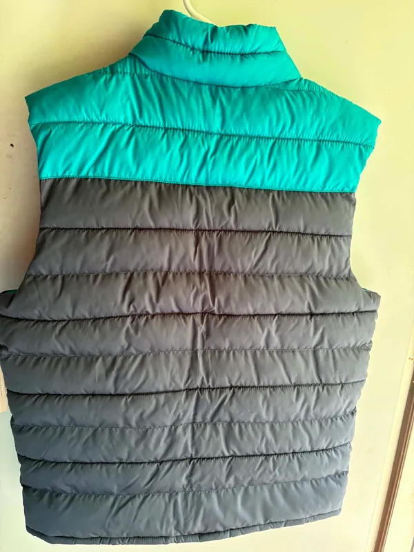 Old Navy colorblocked puffer vest  - Image 2