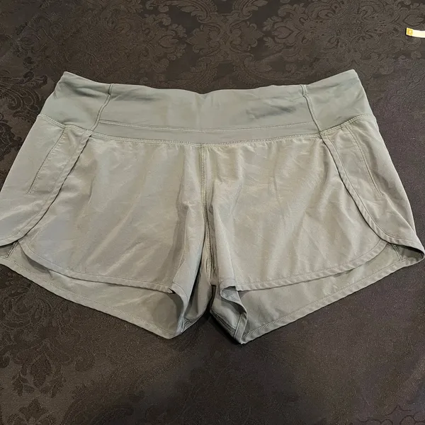 Lululemon run time shorts Olive green 10 women 4” - Image 5
