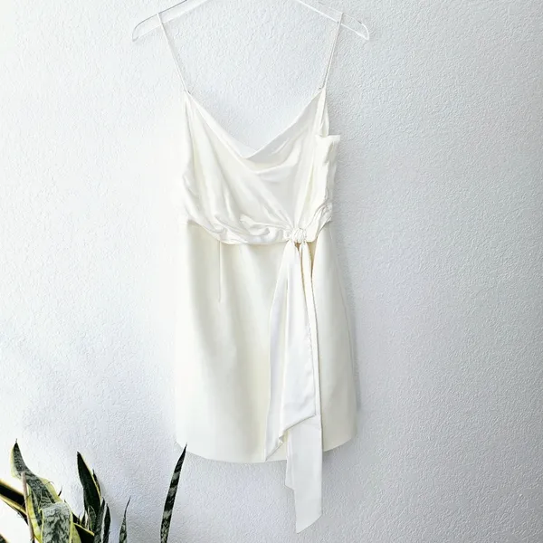 NEW Cinq à Sept Cara Tie Waist Mini Dress Size 4 Ivory‎ Bridal Satin - Image 3