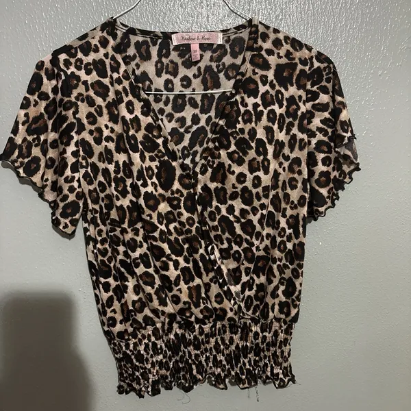 Chic Leopard Print Blouse Brown Size M - Image 5