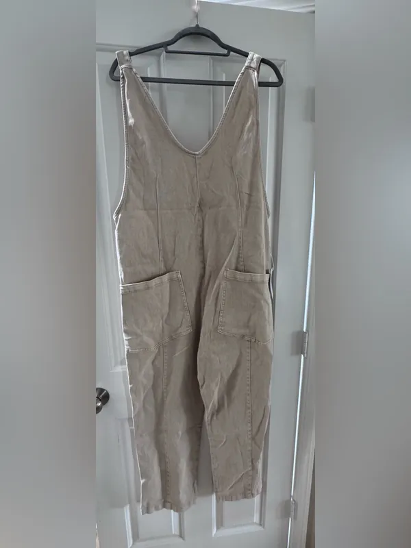 Zenana Outfitters NWOT Beige Linen-Blend Pinafore Jumpsuit - Image 2