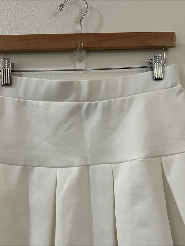 Princess Polly / Lioness Rescue‎ Me Pleat Mini Skirt White Size M - Image 3