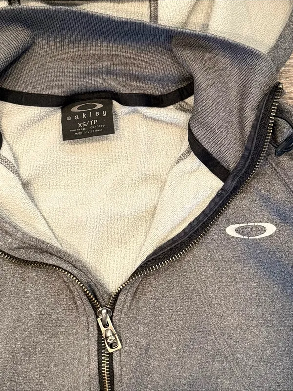 Oakley Women's Grey Athletic Full Zip Hoodie Thumbholes XS Activewear Athleisure - Image 2