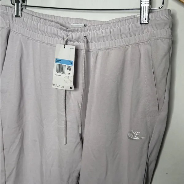 NWT Nike standard fit high rise light purple jogger sweatpants sz M - Image 2
