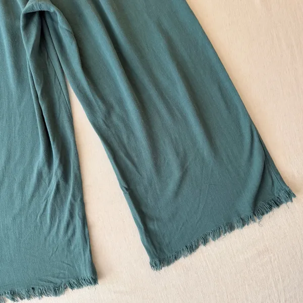 Umgee Linen Blend Boho Wide Leg Cropped Fringe Hem Pants Womens Medium - Image 8