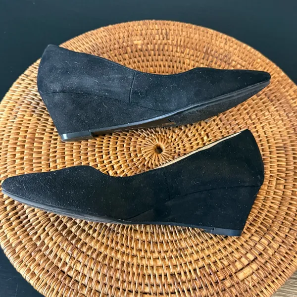 CL by laundry Chic Black Women's wedges size‎ 8.5 wide - Image 6