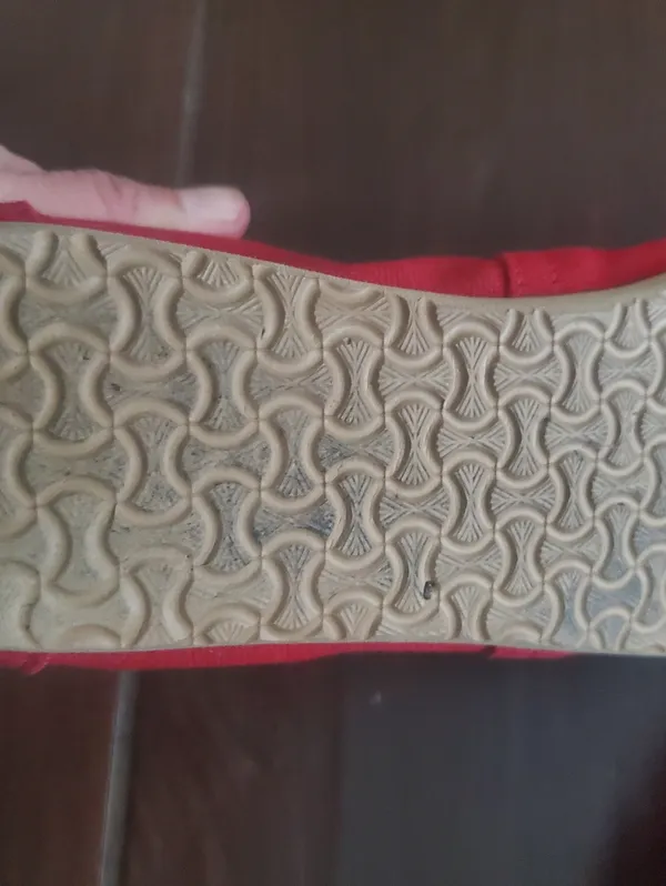 TOMS Red Canvas Slip-On Flats Size 8 Worn Once So Like New Condution - Image 3