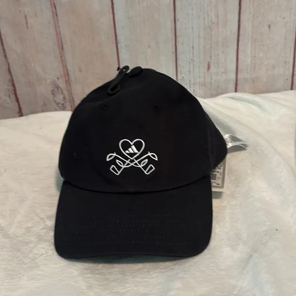 NWT Adidas Black Coat of Arms Cap - Image 3